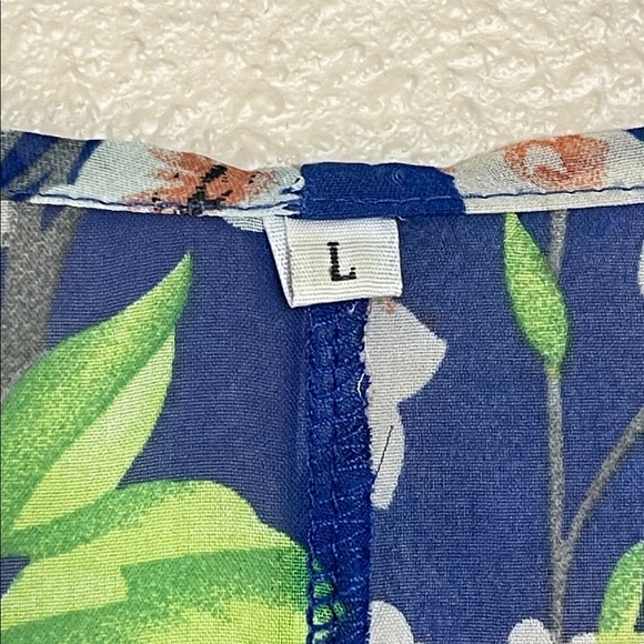 Woman’s Blue Floral Sheer Kimono Cardigan – Size Large Coverup - Picture 8 of 9